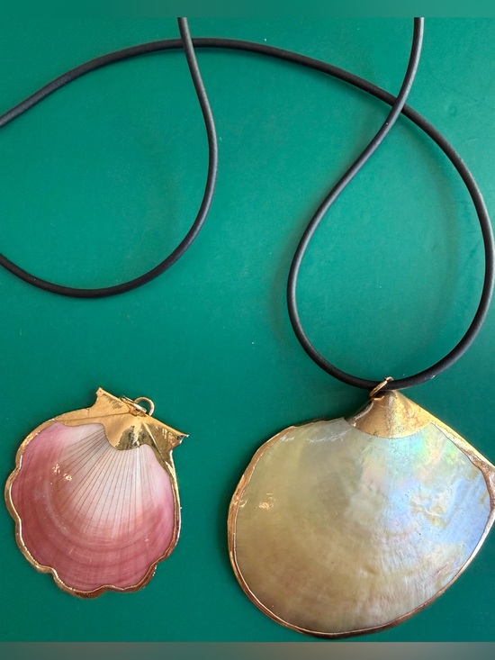Jewelry - Shell Necklace Pendents - Iridescent Gold & Pink Shell Charms